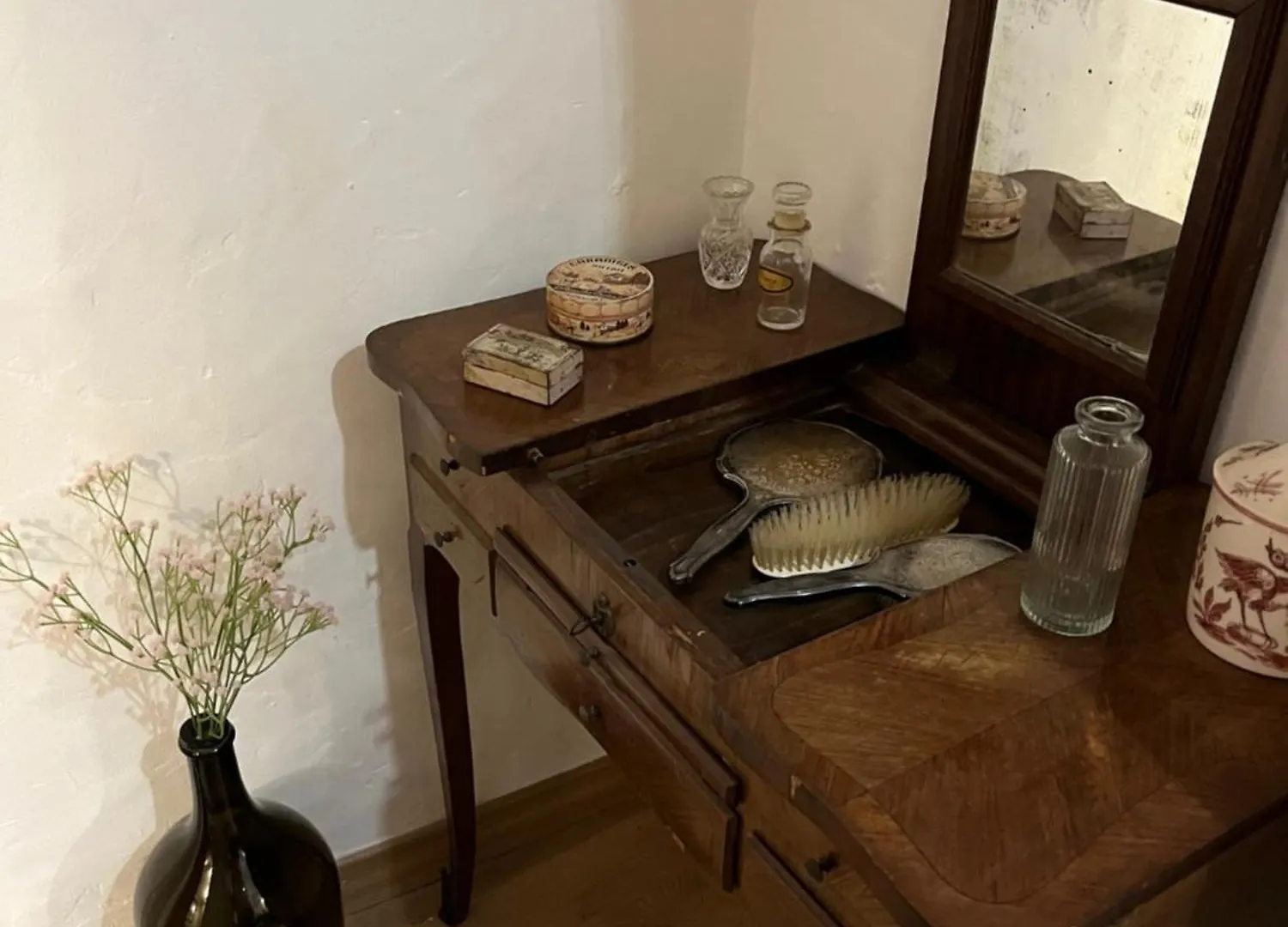 Appartement Cosy Dans Le Centre Historique De Vence Apartment