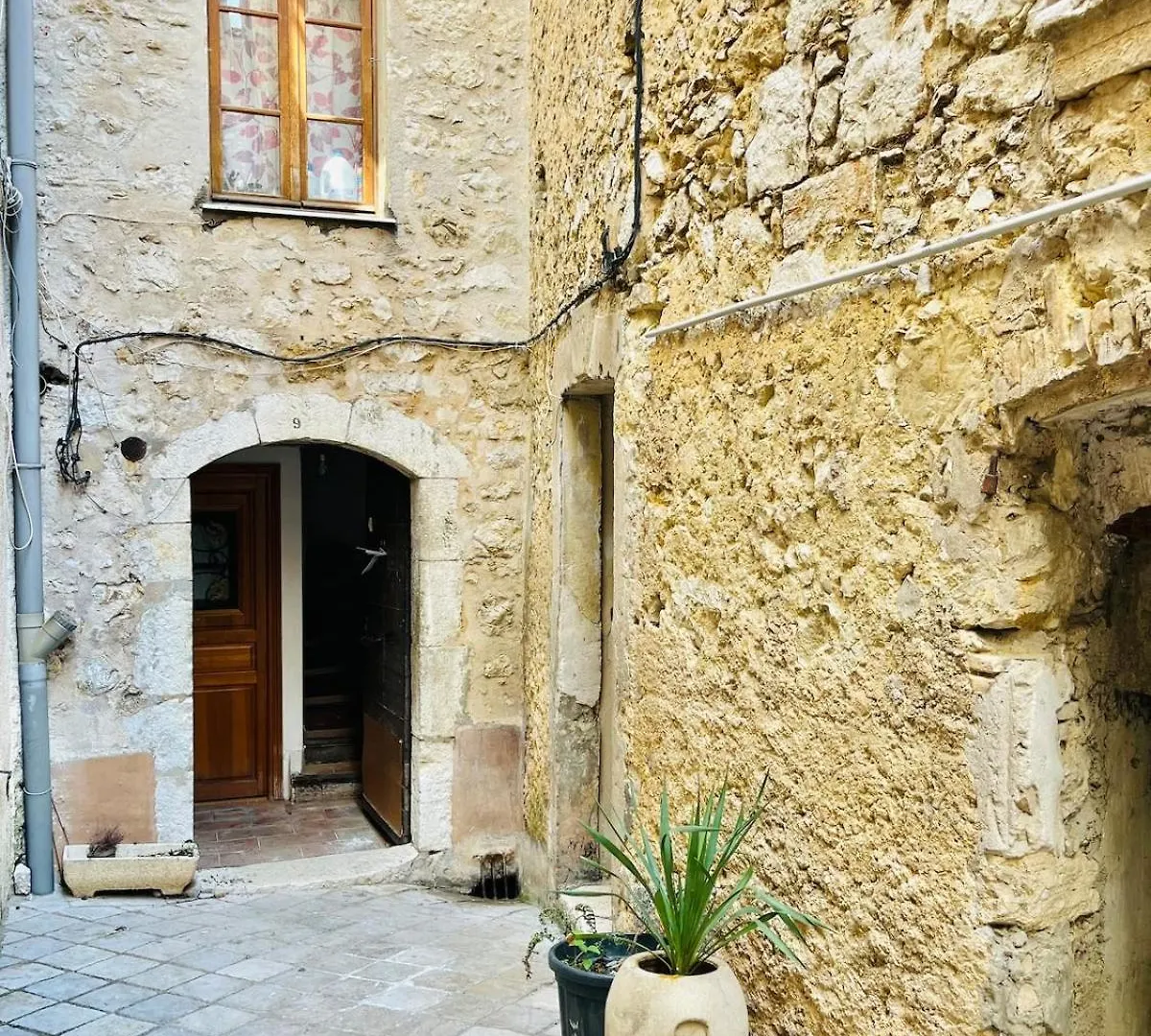 Appartement Cosy Dans Le Centre Historique De Vence France